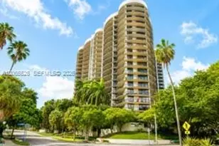 2843 S Bayshore Dr, Miami, FL 33133 - Photo 1