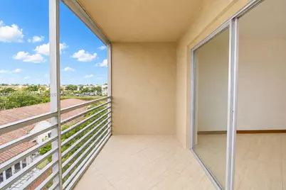 3120 N Pine Island Rd #403, Sunrise, FL 33351 - Photo 8