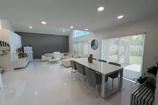 4959 SW 33rd Way, Hollywood, FL 33312 - Photo 8
