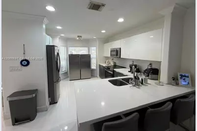4959 SW 33rd Way, Hollywood, FL 33312 - Photo 14
