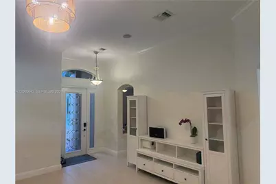 2823 Poinciana Cir, Cooper City, FL 33026 - Photo 6