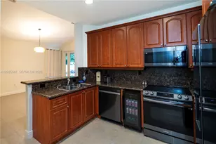 2823 Poinciana Cir, Cooper City, FL 33026 - Photo 24