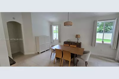 2823 Poinciana Cir, Cooper City, FL 33026 - Photo 16