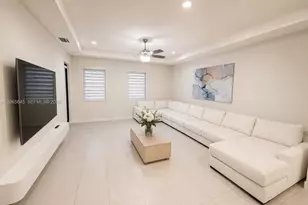 10407 NW 82nd St, Doral, FL 33178 - Photo 1