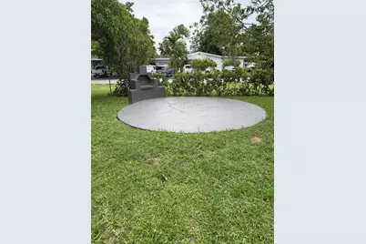 10860 NE 11th Ave, Miami, FL 33161 - Photo 24