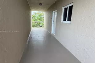 7850 Camino Real, Miami, FL 33143 - Photo 4