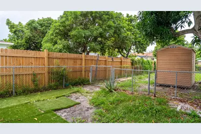 350 NW 58th Ave, Miami, FL 33126 - Photo 14