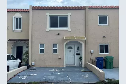 5427 NW 169th St, Miami Gardens, FL 33055 - Photo 1