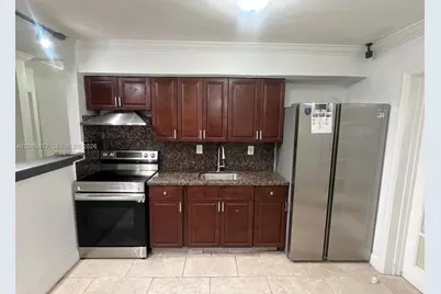 120 NE 185th Ter #120, Miami, FL 33179 - Photo 6