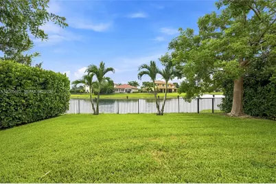 8550 Lakeside Bnd, Parkland, FL 33076 - Photo 30
