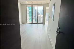 151 SE 1st St, Miami, FL 33131 - Photo 1