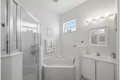 1920 SE 17th Ave, Homestead, FL 33035 - Photo 18