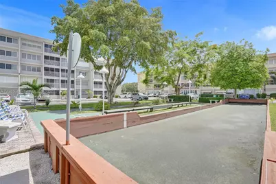 215 SE 3rd Ave #501C, Hallandale Beach, FL 33009 - Photo 40