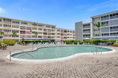 215 SE 3rd Ave #501C, Hallandale Beach, FL 33009 - Photo 34