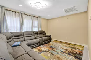 215 SE 3rd Ave, Hallandale Beach, FL 33009 - Photo 8