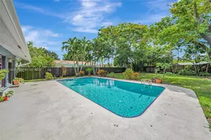 620 E Plantation Cir, Plantation, FL 33324 - Photo 42