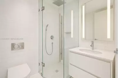 300 Biscayne Boulevard Way #4201E, Miami, FL 33131 - Photo 24