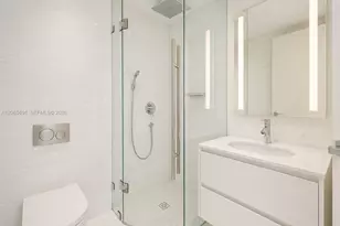 300 Biscayne Blvd Way, Miami, FL 33131 - Photo 24
