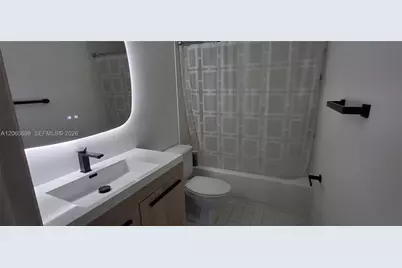 901 Hillcrest Dr #311, Hollywood, FL 33021 - Photo 6
