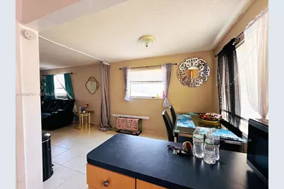2420 Johnson St #202, Hollywood, FL 33020 - Photo 4