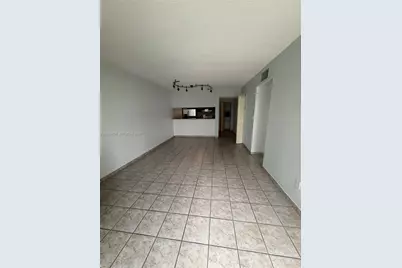 18236 Mediterranean Blvd #3-12, Hialeah, FL 33015 - Photo 6