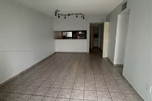 18236 Mediterranean Blvd, Hialeah, FL 33015 - Photo 6
