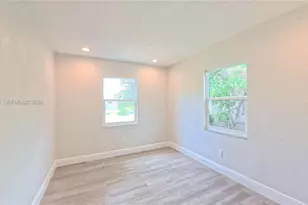 3156 NW 55th St, Miami, FL 33142 - Photo 14