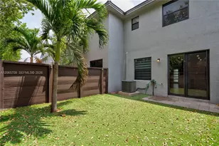 15826 NW 91st Ct, Miami Lakes, FL 33018 - Photo 24