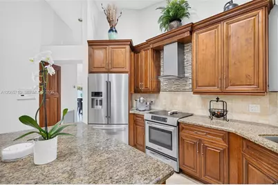 581 NW 110th Ave, Plantation, FL 33324 - Photo 12