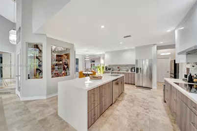 12127 NW 9th Dr, Coral Springs, FL 33071 - Photo 14