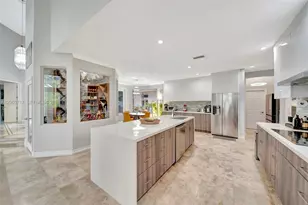 12127 NW 9th Dr, Coral Springs, FL 33071 - Photo 14