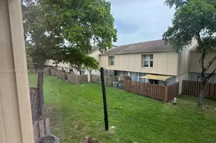 832 NW 81st Way, Plantation, FL 33324 - Photo 34