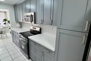 832 NW 81st Way, Plantation, FL 33324 - Photo 42
