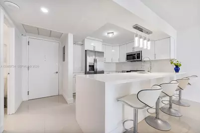 5701 Collins Ave #319, Miami Beach, FL 33140 - Photo 18