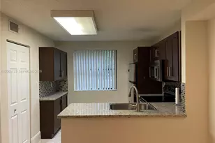 10101 W Sunrise Blvd, Plantation, FL 33322 - Photo 2