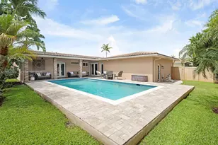 1401 NE 103rd St, Miami Shores, FL 33138 - Photo 38