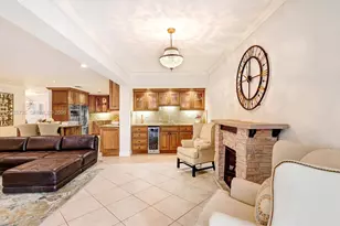 1401 NE 103rd St, Miami Shores, FL 33138 - Photo 20