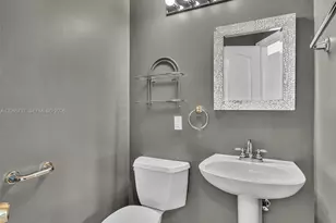 11335 Lakeshore Dr, Cooper City, FL 33026 - Photo 22