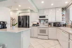 1370 S Ocean Blvd, Pompano Beach, FL 33062 - Photo 12