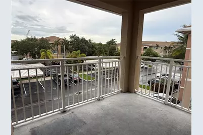 6482 Emerald Dunes Dr #303, West Palm Beach, FL 33411 - Photo 14