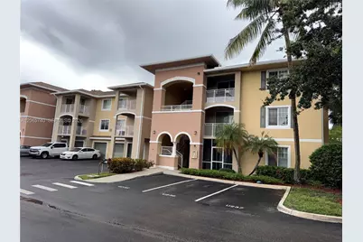 6482 Emerald Dunes Dr #303, West Palm Beach, FL 33411 - Photo 2