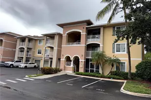 6482 Emerald Dunes Dr, West Palm Beach, FL 33411 - Photo 2