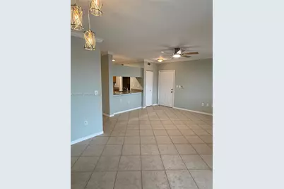 6482 Emerald Dunes Dr #303, West Palm Beach, FL 33411 - Photo 4