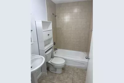 7600 NW 38th Ct #16, Davie, FL 33024 - Photo 6