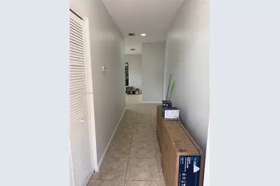 7600 NW 38th Ct #16, Davie, FL 33024 - Photo 2