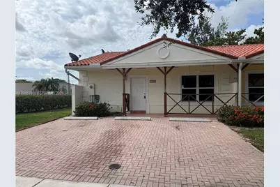 7600 NW 38th Ct #16, Davie, FL 33024 - Photo 1