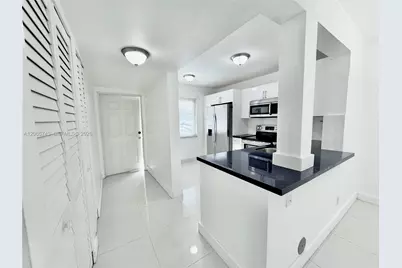 7840 NW 50th St #102, Lauderhill, FL 33351 - Photo 14