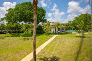 9233 SW 8th St, Boca Raton, FL 33428 - Photo 8