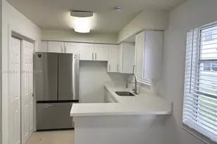 5211 SW 91st Ave, Cooper City, FL 33328 - Photo 2