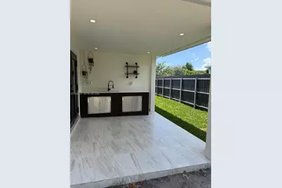 1055 NW 143rd St, Miami, FL 33168 - Photo 42